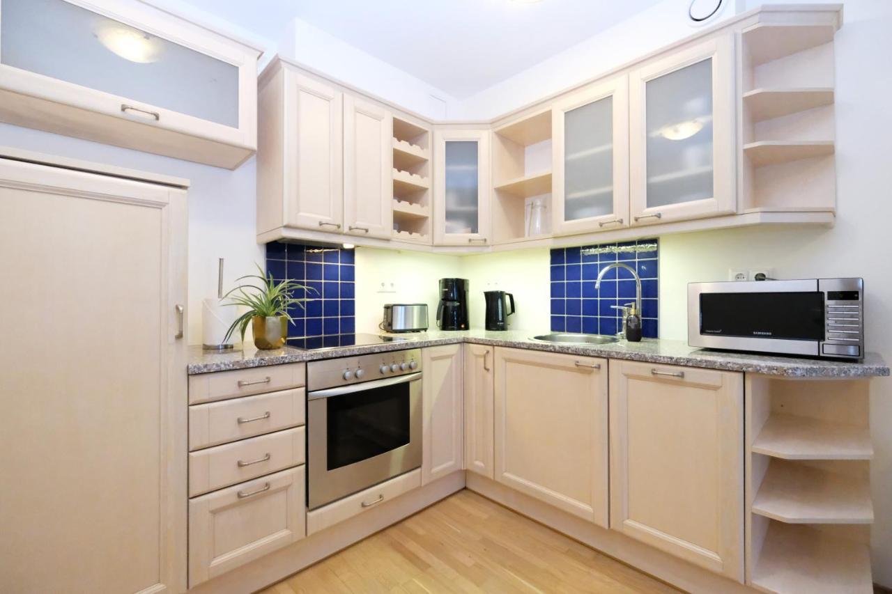 Tallinn City Apartments Roosikrantsi Talin Exterior foto